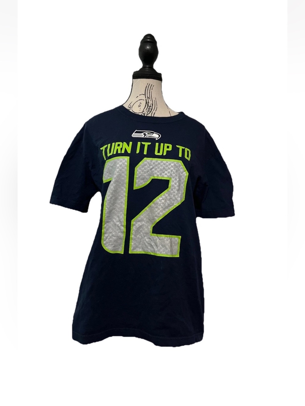 Nike Seattle Seahawks NFL T-Shirt Mens Medium Navy Blue Turn It Up To 12 Fan